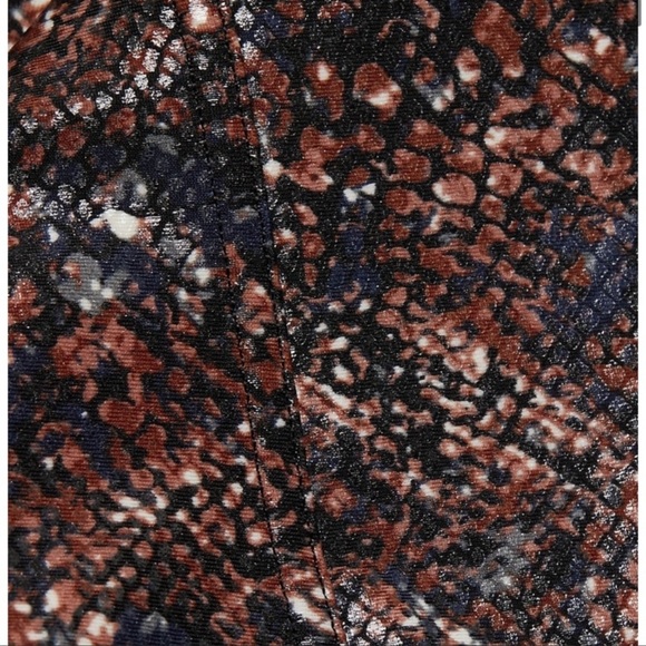 SPANX Snakeskin Print Faux Leather Legging - Picture 4 of 15